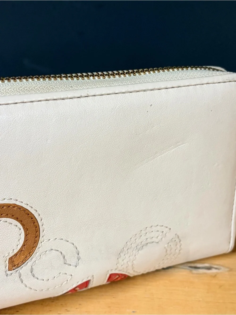 Coach Chelsea Inlaid Charlie Zip Wallet Mosaic Art Design Cream Red